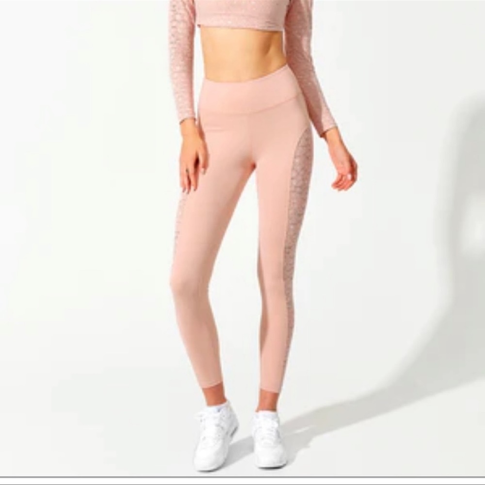 Beach bunny Fiona leggings size 2